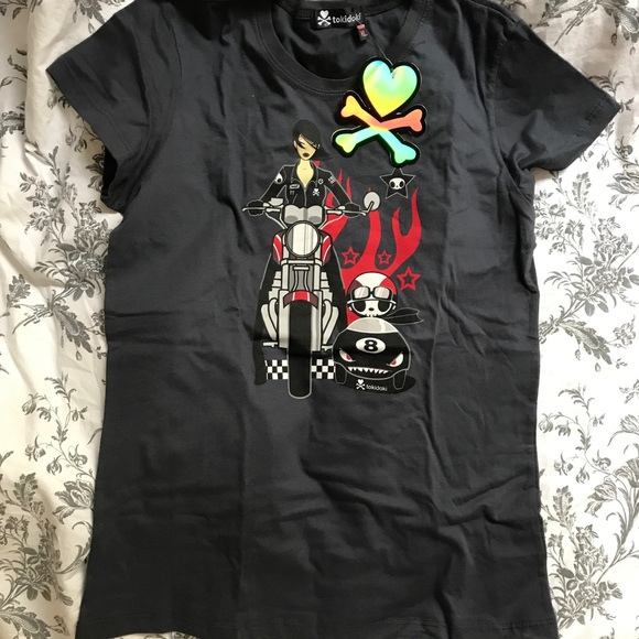 ❌ S O L D ❌ Toki Doki Graphic Logo Tees - Picture 3 of 3